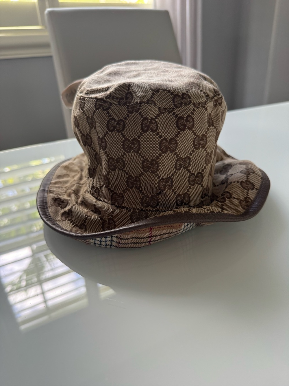 Gucci Reversible Monogram Bucket Hat - Picture 3 of 7